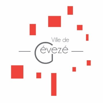 Création d'un terrain de football synthétique